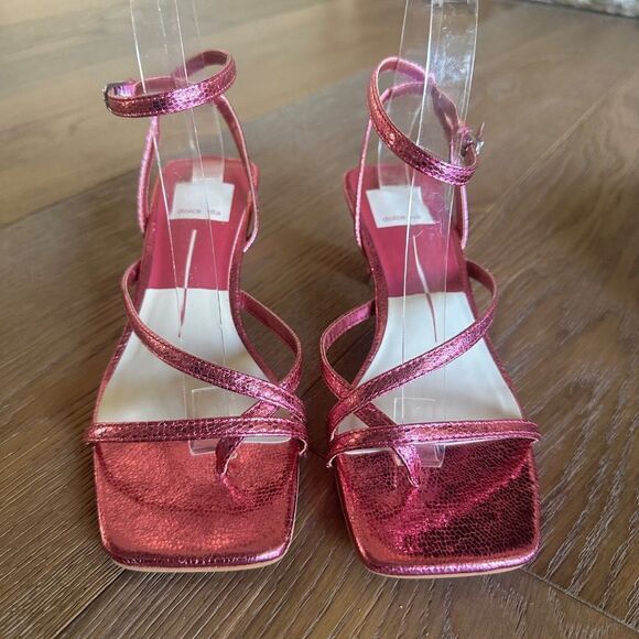 DOLCE VITA Baylor Square Toe Block Heel Thong Sandals In Magenta Crackle - Picture 3 of 13